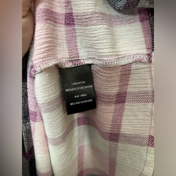 Torrid Plaid Crochet Lace Crinkle Gauze Blouse - Picture 10 of 13